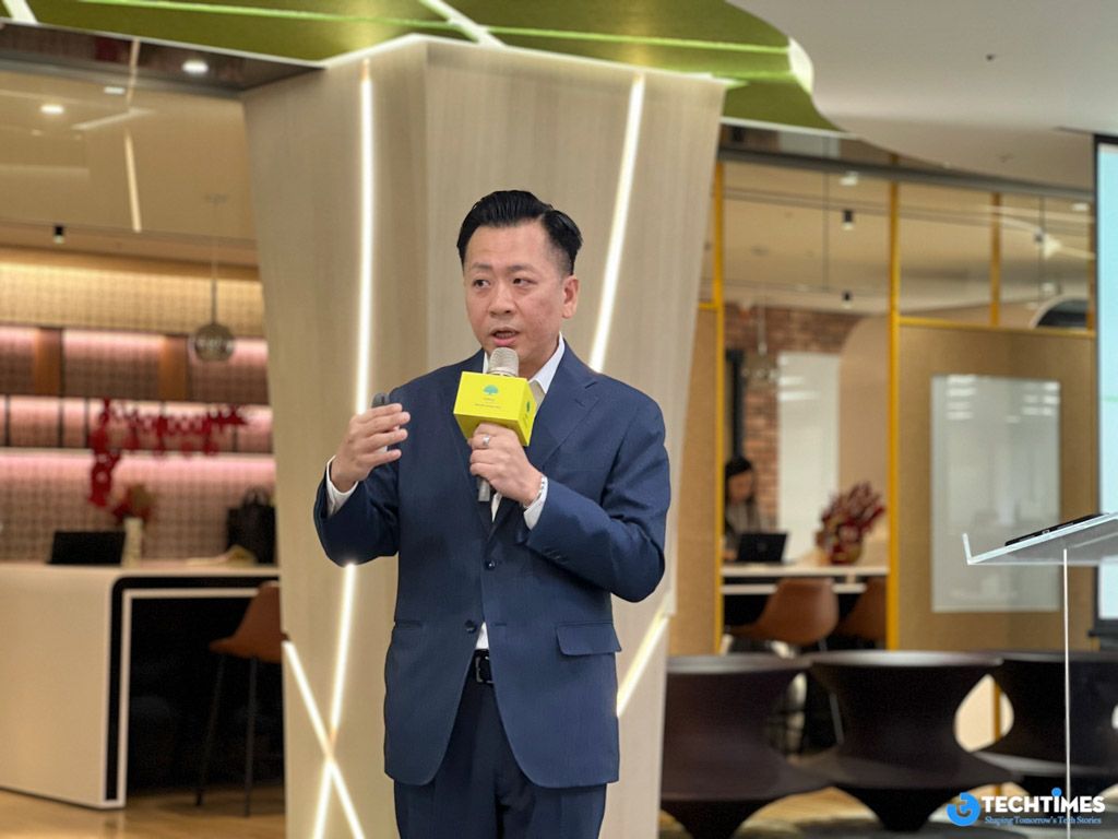 cathay du lieu va ai trong mo hinh ngan hang hien dai
